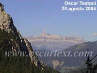 Come appare il Gruppo del Sella appena aggirata la Croda Toronda
